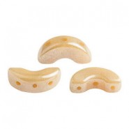 Les perles par Puca® Arcos kralen Opaque beige luster 13010/14400